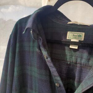 LL Bean Blue & Green Plaid Button Down Shirt